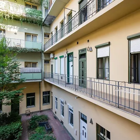 Apartment Stella Budapest